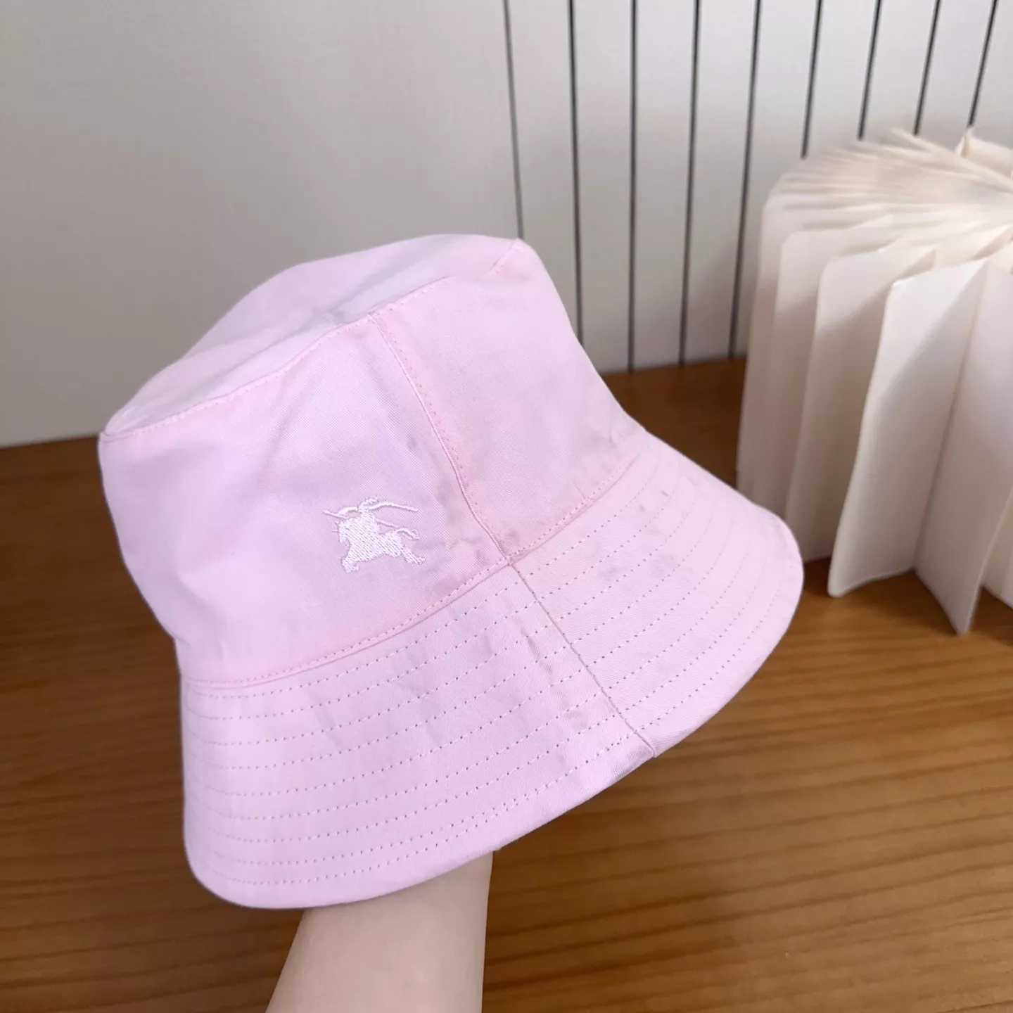 버버리 영국풍 캐주얼 버킷 모자 상세 이미지 4