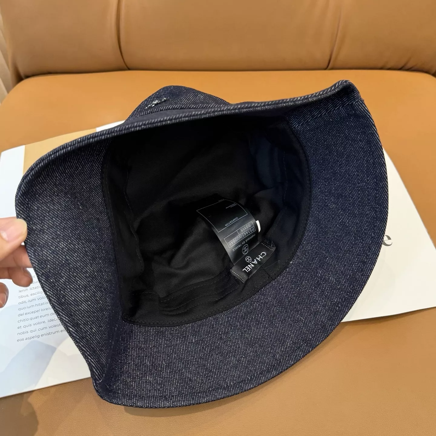 샤넬 더블C 로고 데님 모자 상세 이미지 5