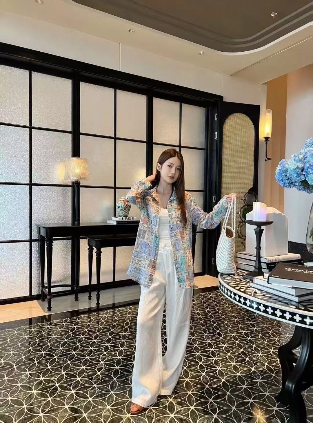 루이비통 트렁크 프린트 루즈핏 셔츠 상세 이미지 17