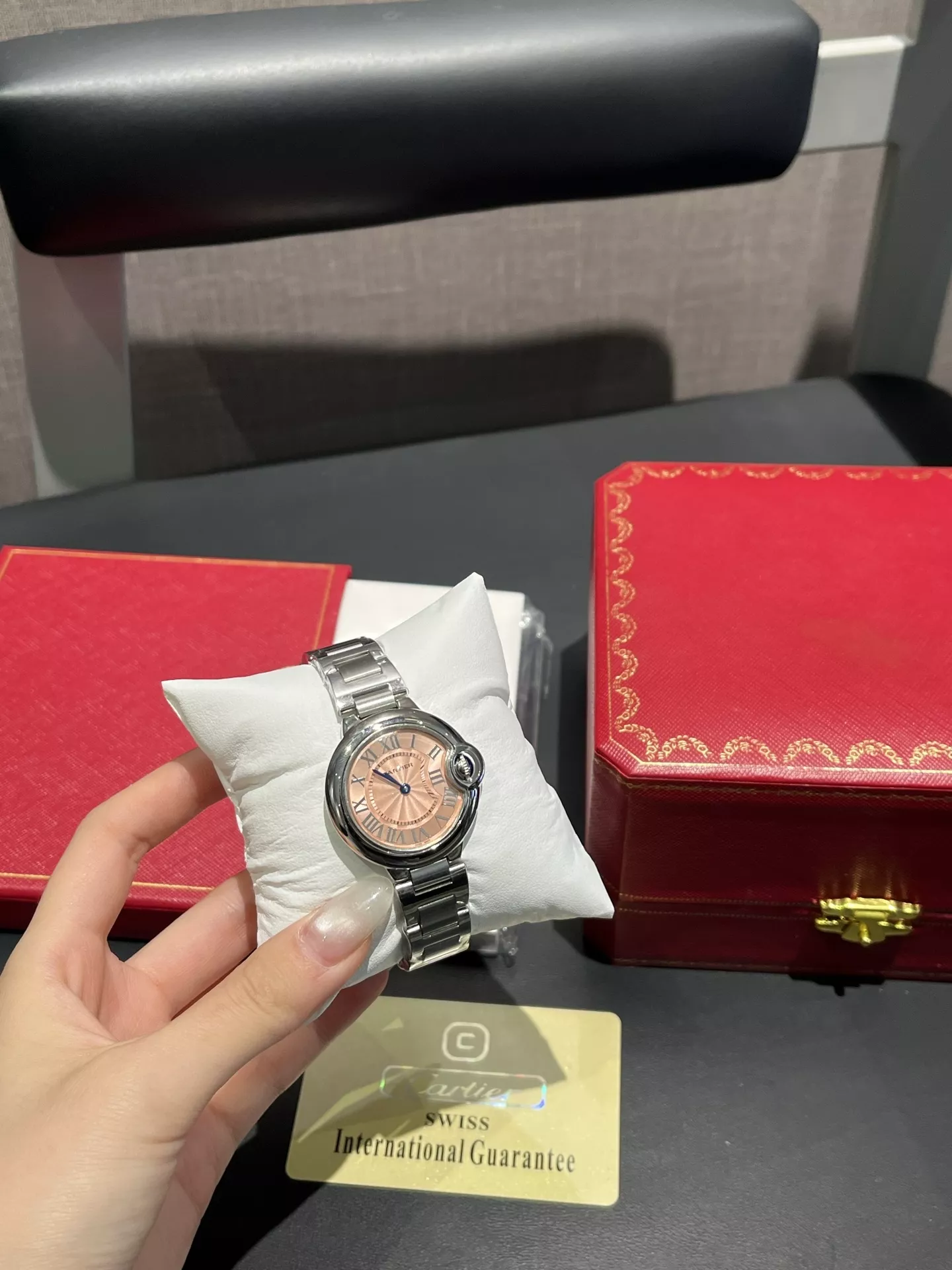까르띠에 블루 벌룬 스틸 밴드 손목시계 상세 이미지 5