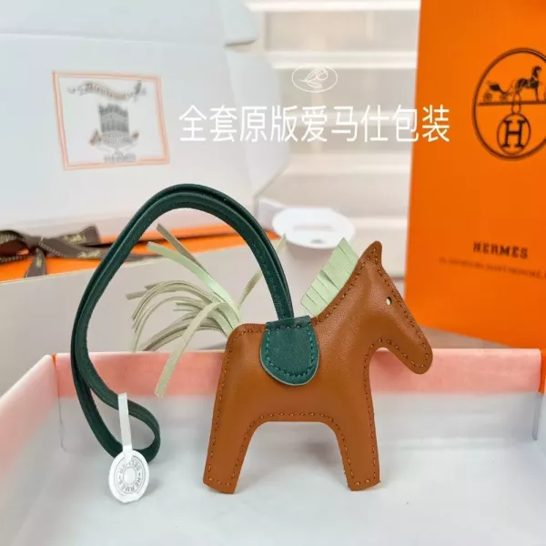 에르메스 페가수스 말 모양 가방 장식