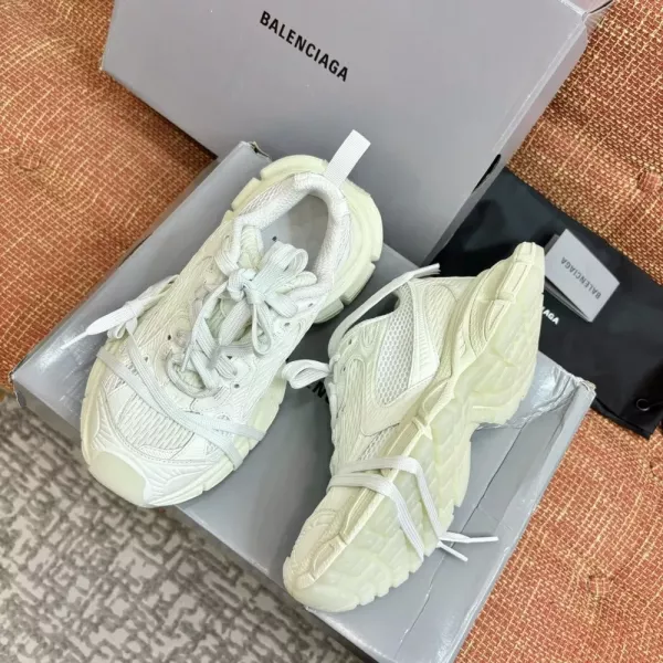 발렌시아가 3XL 스니커 러너 스타일 슈즈
