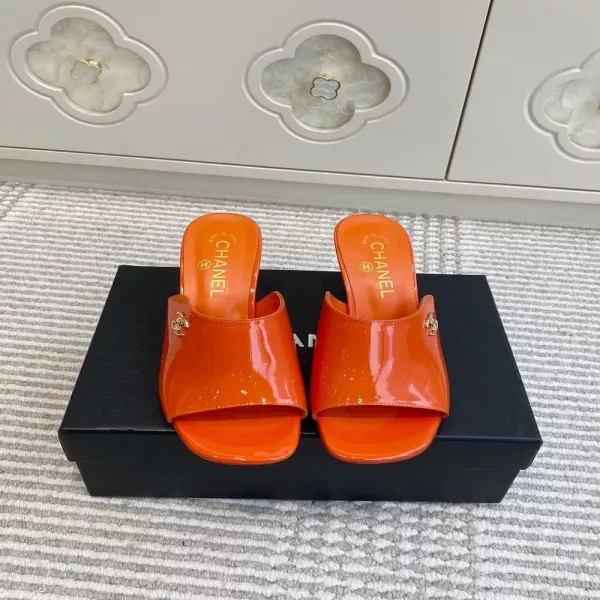 샤넬 오픈토 하이힐 뮬 슬리퍼