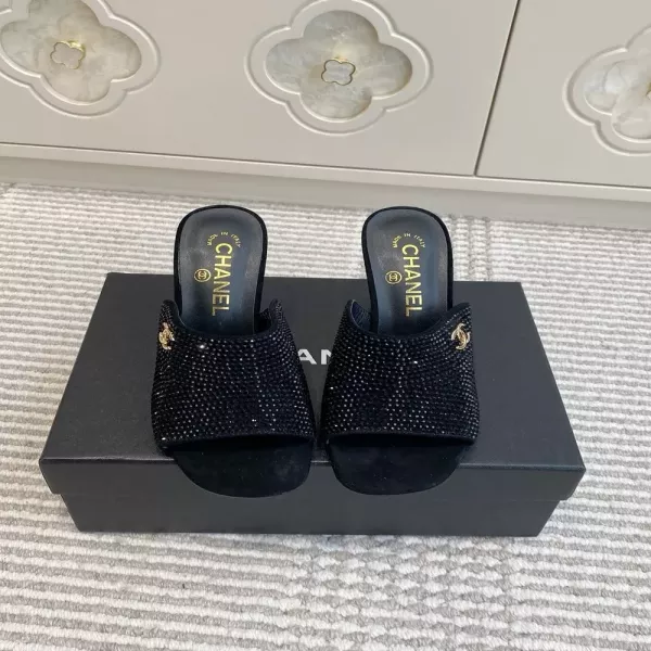 샤넬 더블씨 장식 하이힐 뮬