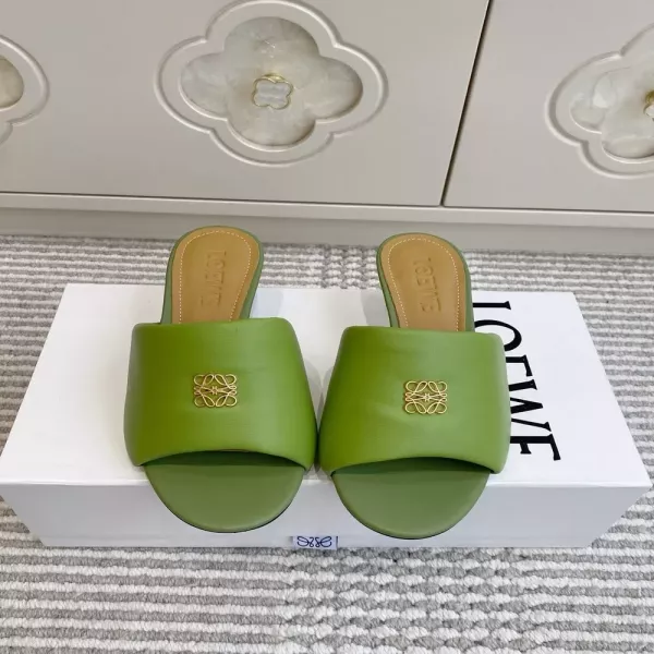 로에베 아나그램 캣힐 샌들