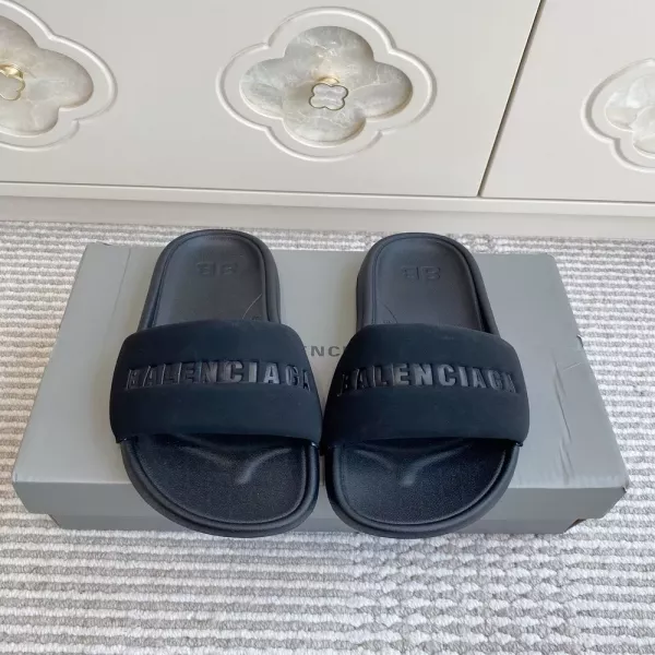 발렌시아가 입체 로고 퓨어 컬러 슬리퍼