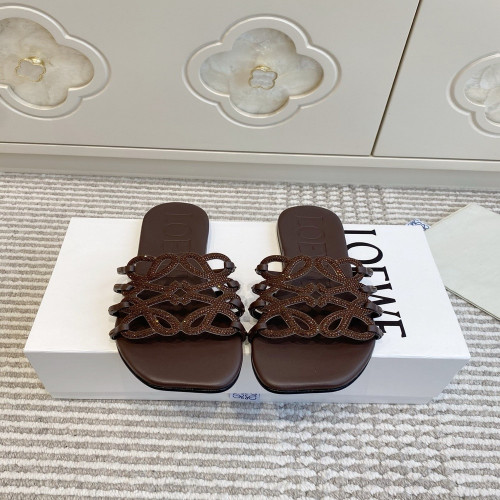 로에베 아나그램 펀칭 장식 슬리퍼