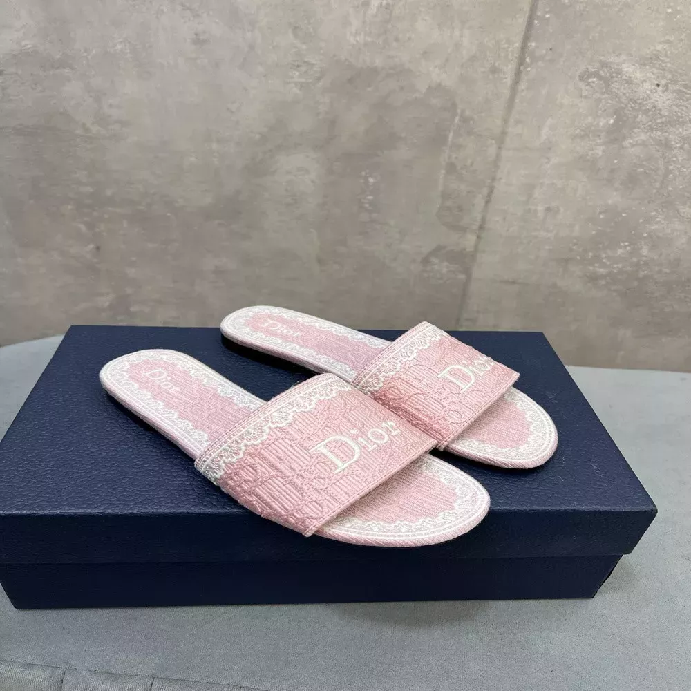 디올 CD 로고 자수 오픈토 슬리퍼