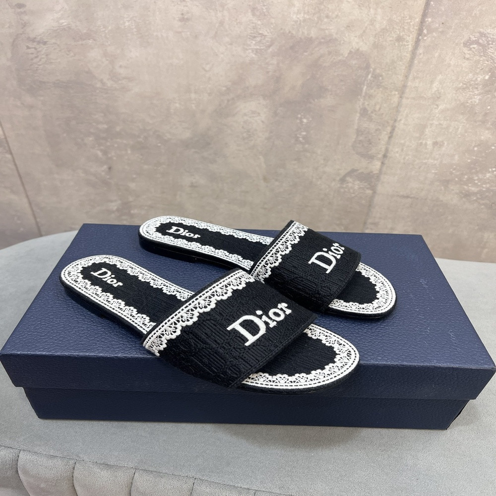 디올 CD 로고 자수 오픈토 슬리퍼