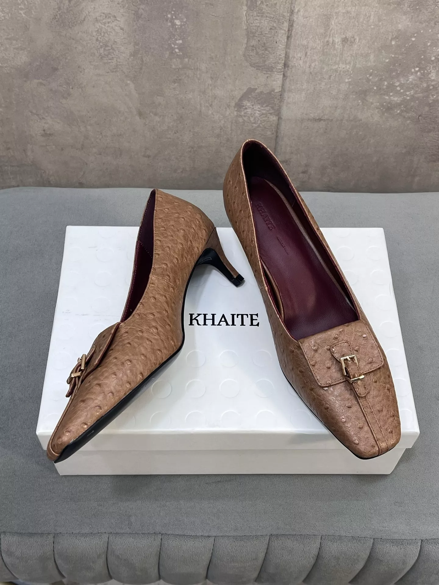 케이트 스퀘어토 메탈 버클 미들힐 슈즈 상세 이미지 2