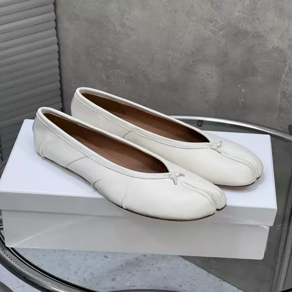 메종마르지엘라 클래식 타비 발레 플랫
