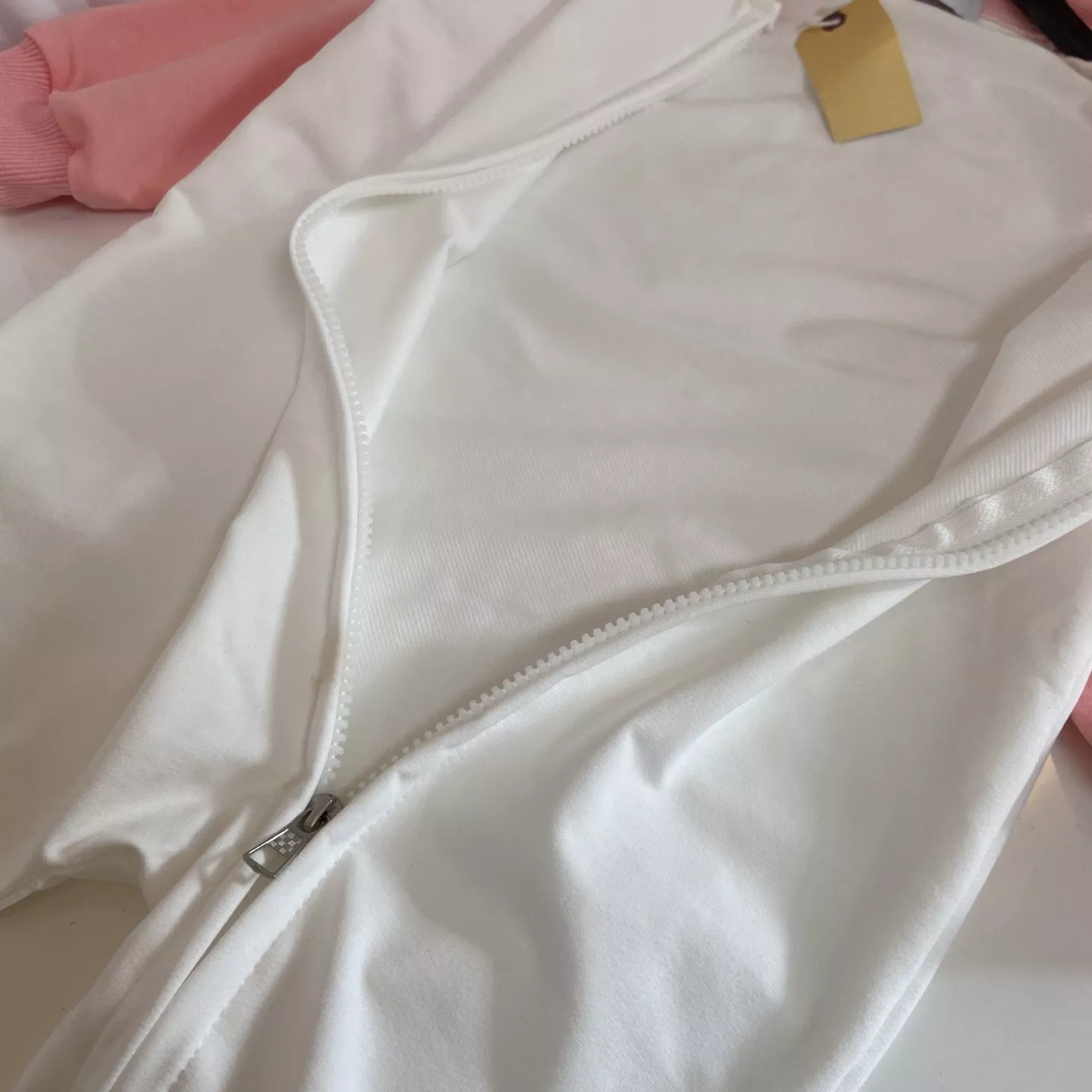 톰브라운 닥스훈트 후드 집업 우주복 상세 이미지 8