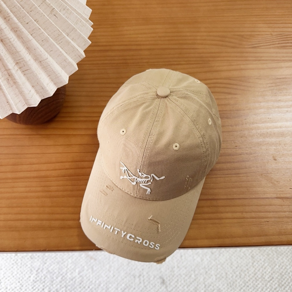 아크테릭스 자수 로고 캐주얼 캡