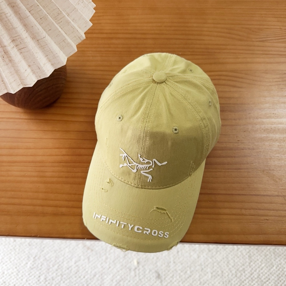 아크테릭스 자수 로고 캐주얼 캡