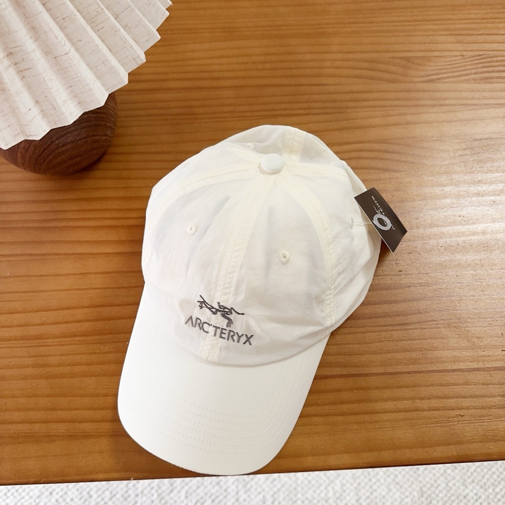 아크테릭스 로고 자수 베이스볼 캡