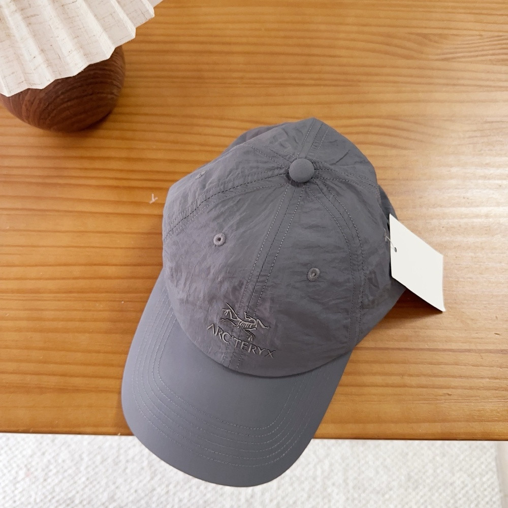 아크테릭스 자수 로고 베이스볼 캡