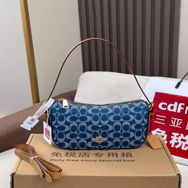 코치 카일리 23 완두백