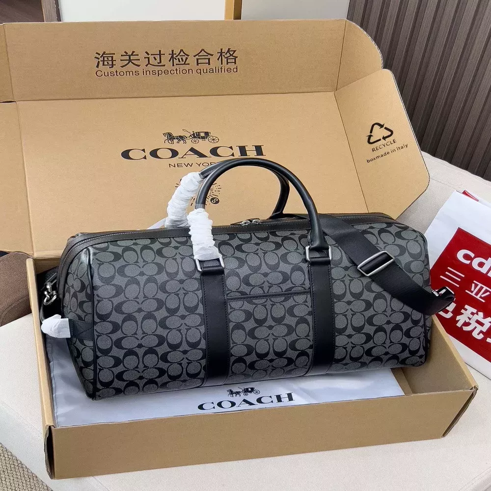 코치 벤처러 여행 가방