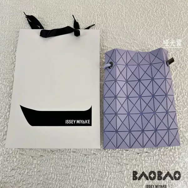이세이미야케 플리츠 드로스트링 미니백