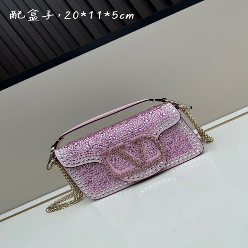 발렌티노 브이로고 크리스탈 장식 체인백