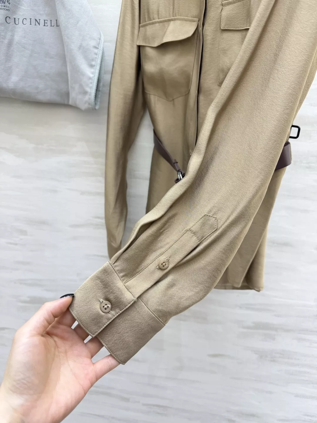 브루넬로쿠치넬리 벨트 포인트 셔츠 팬츠 세트 상세 이미지 3