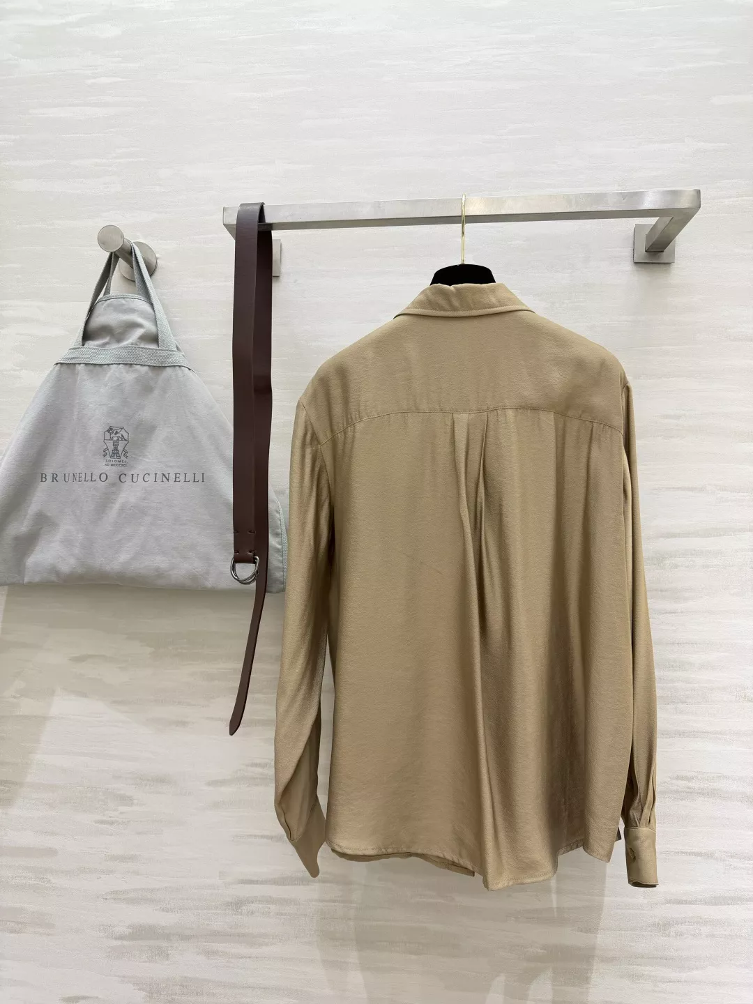 브루넬로쿠치넬리 벨트 포인트 셔츠 팬츠 세트 상세 이미지 8