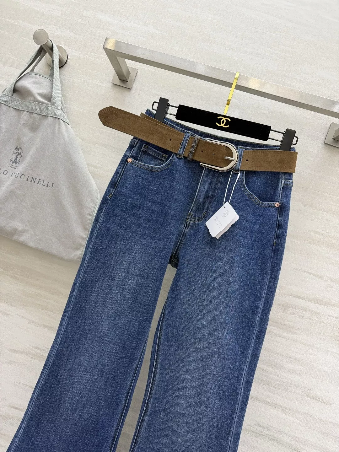 브루넬로쿠치넬리 워싱 부츠컷 데님 팬츠 상세 이미지 2