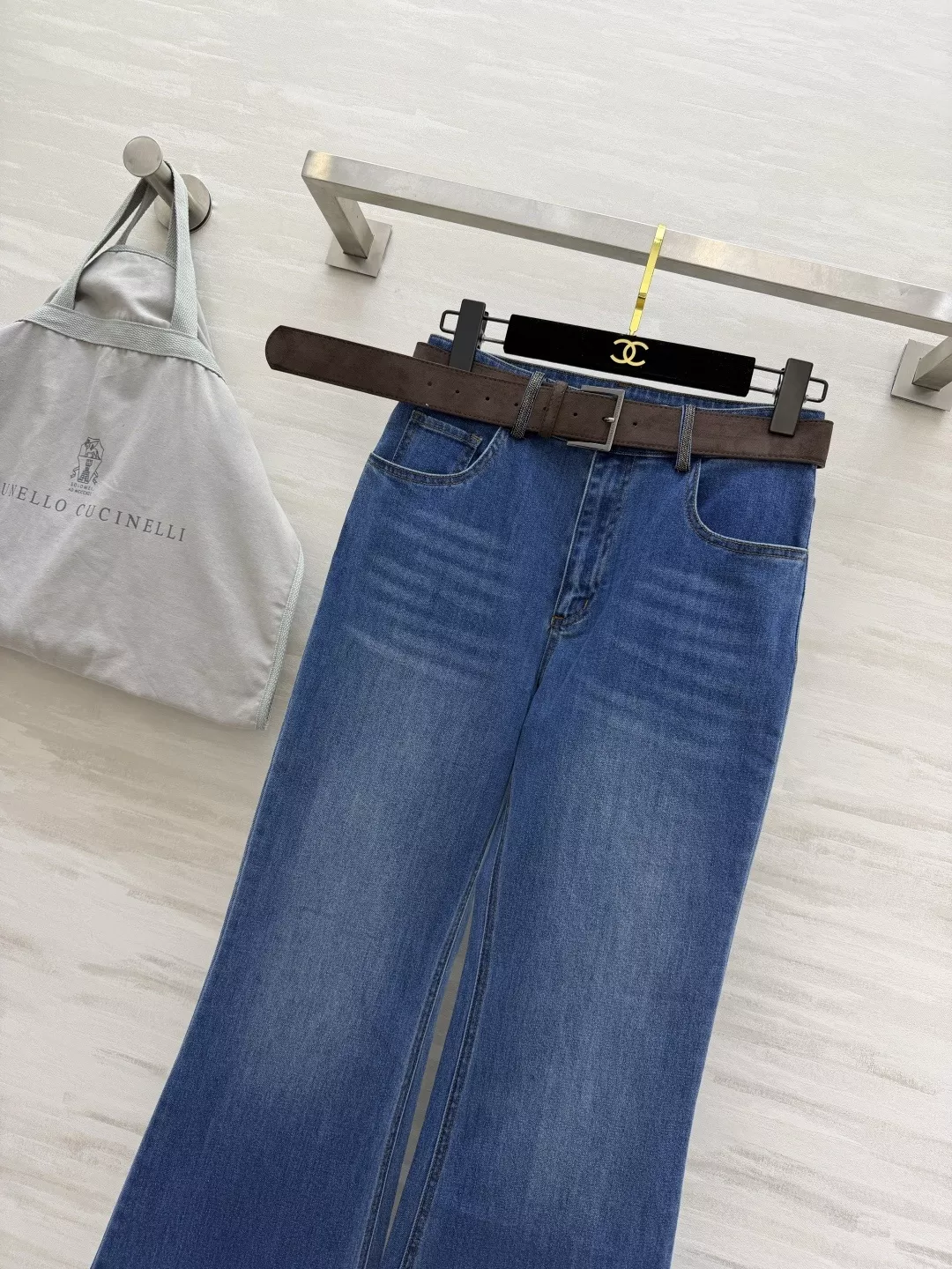 브루넬로쿠치넬리 하이웨이스트 부츠컷 데님 팬츠 상세 이미지 7