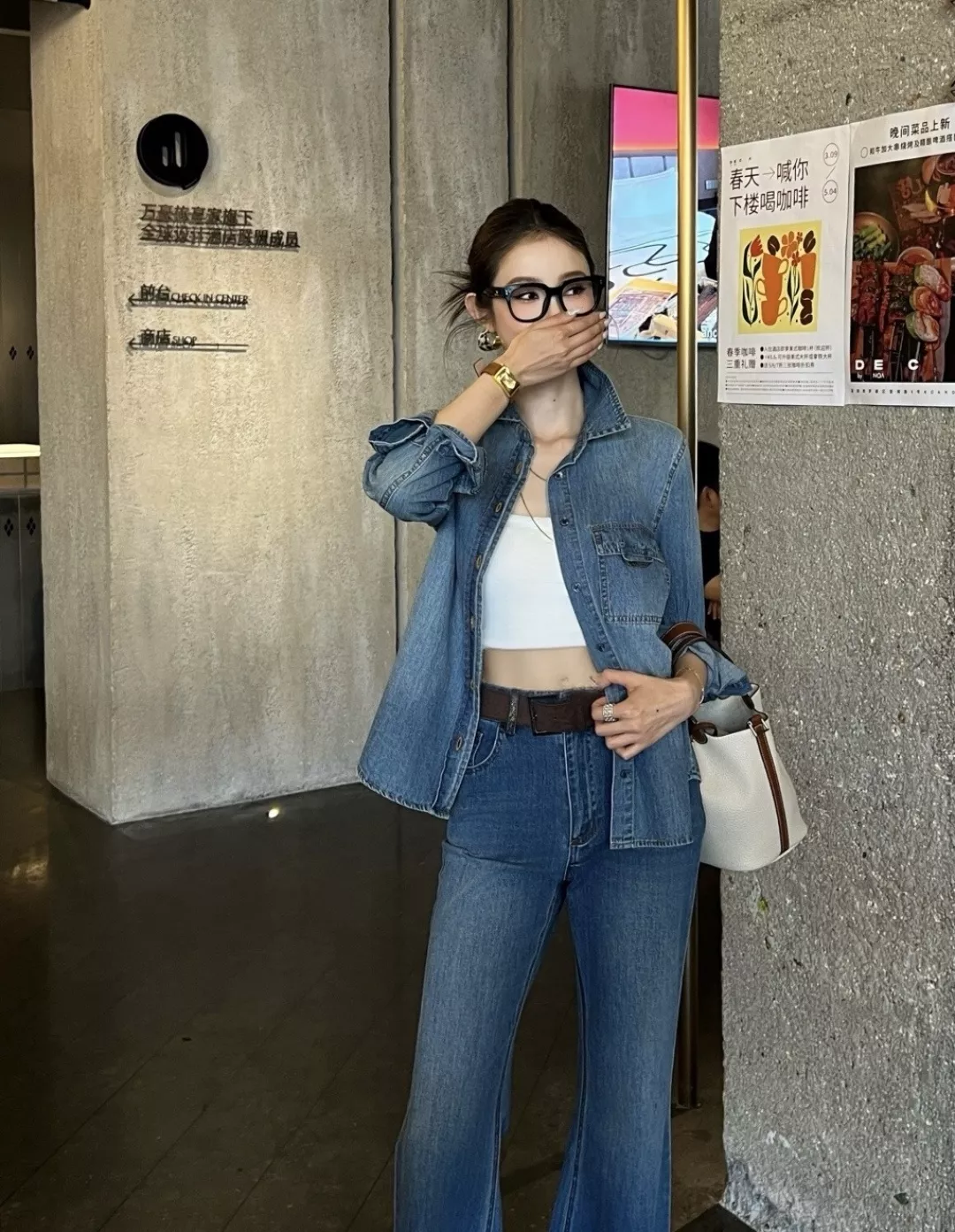 브루넬로쿠치넬리 하이웨이스트 부츠컷 데님 팬츠 상세 이미지 18