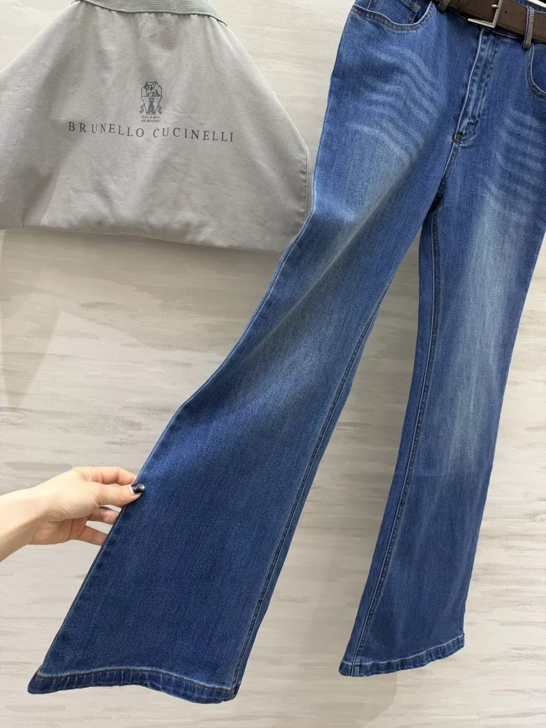 브루넬로쿠치넬리 하이웨이스트 부츠컷 데님 팬츠 상세 이미지 6