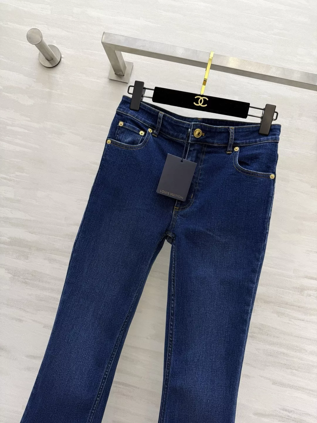 루이비통 복고 딥블루 워싱 부츠컷 데님 팬츠 상세 이미지 5