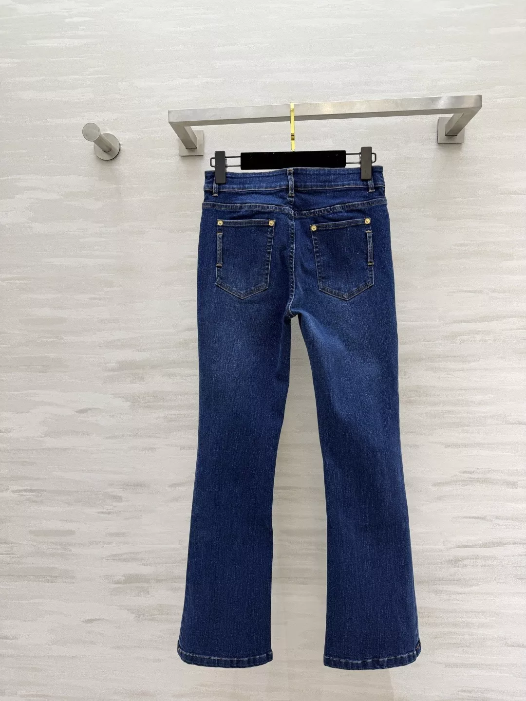 루이비통 복고 딥블루 워싱 부츠컷 데님 팬츠 상세 이미지 8
