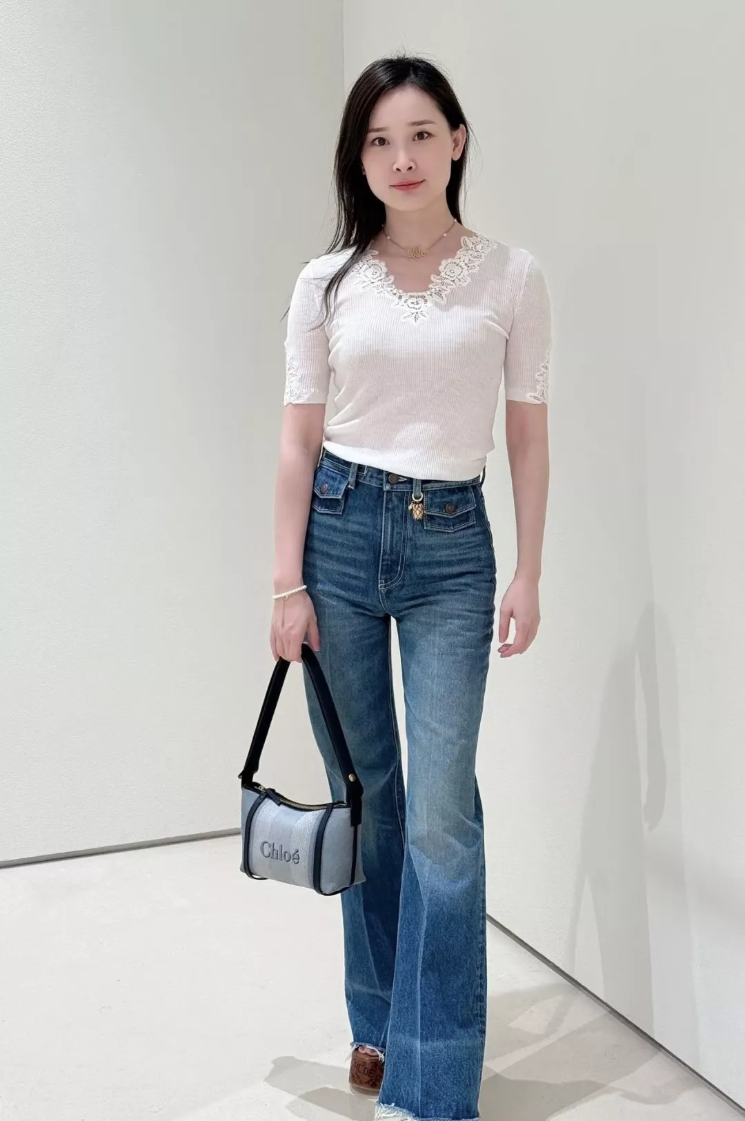 끌로에 하이웨이스트 워싱 부츠컷 데님 팬츠 상세 이미지 18