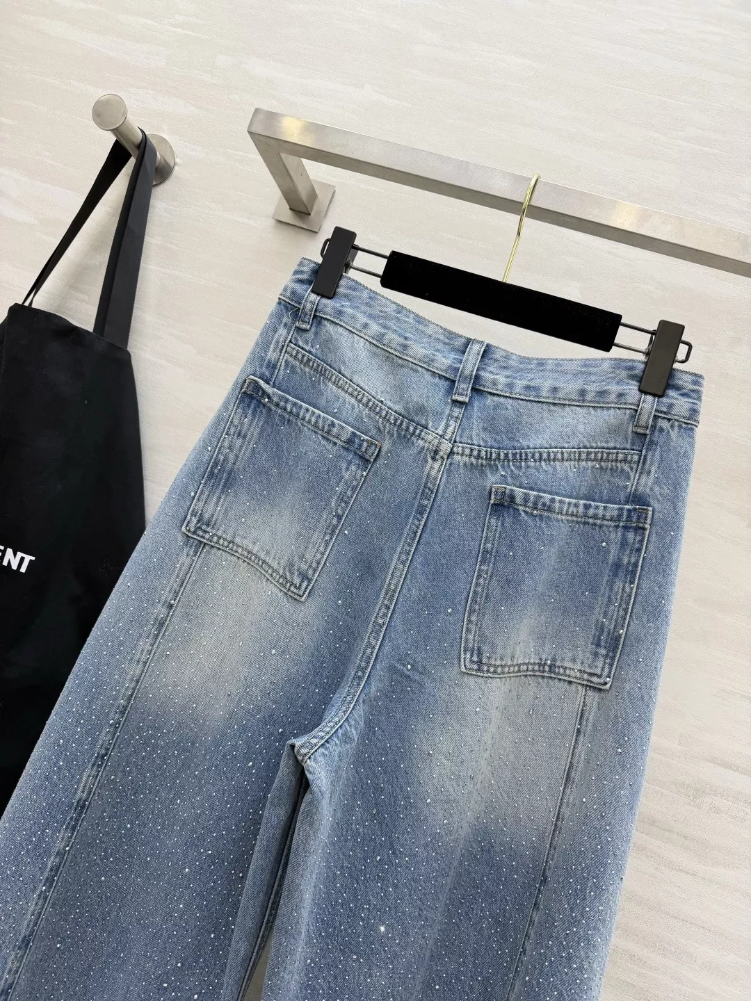 입생로랑 와이드 핏 풀장식 데님 팬츠 상세 이미지 7