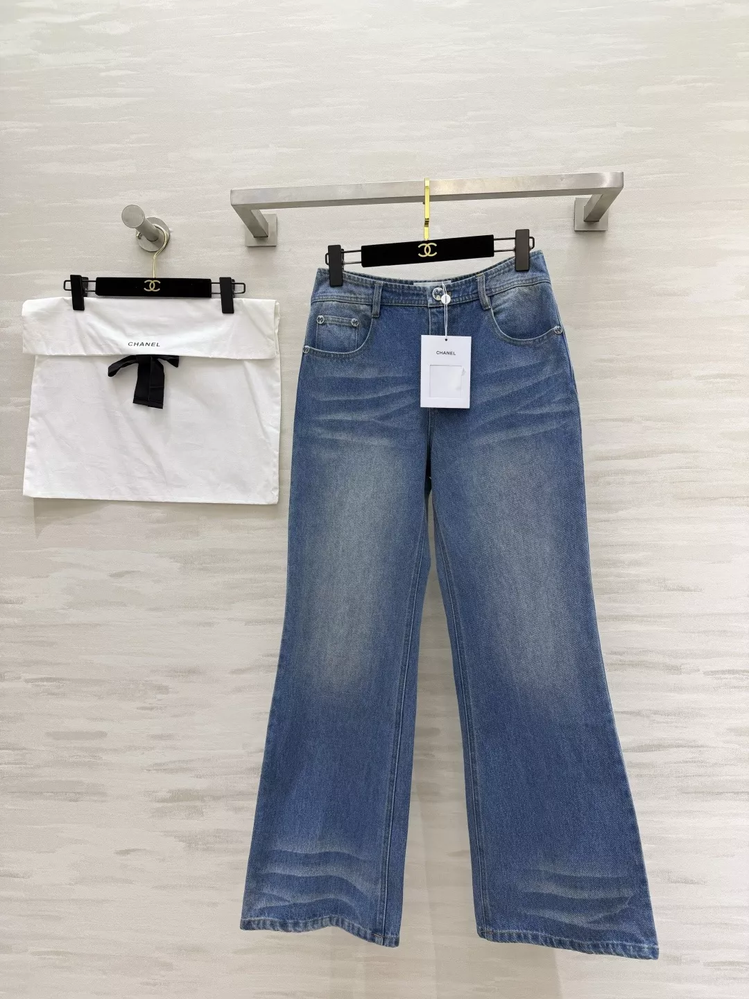 샤넬 워싱 부츠컷 데님 팬츠 상세 이미지 1