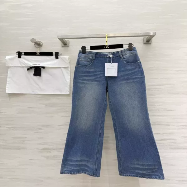 샤넬 워싱 부츠컷 데님 팬츠