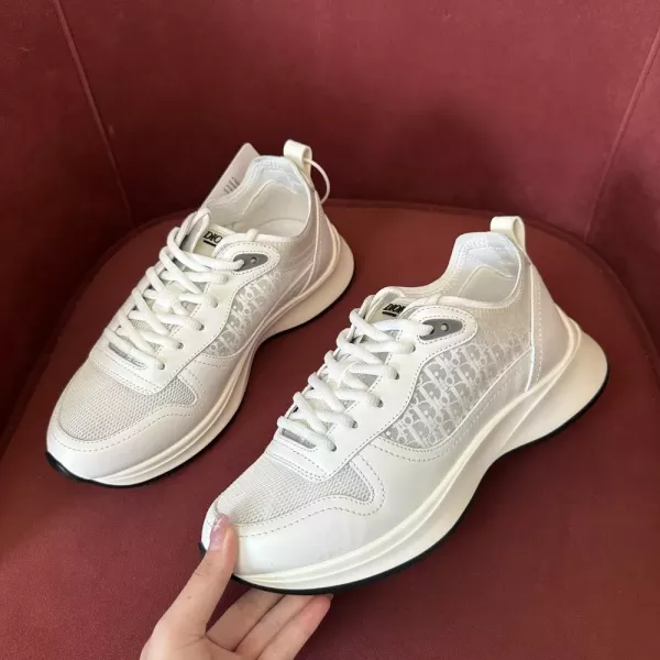 디올 오블리크 러너 스니커즈