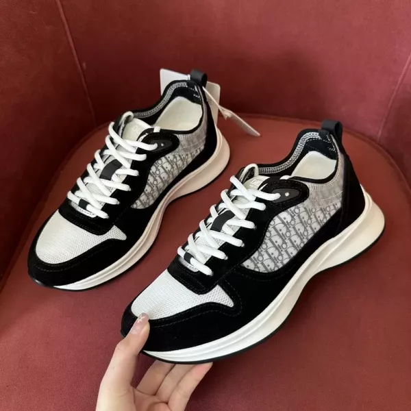 디올 오블리크 배색 러너 스니커즈