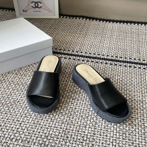 디올 애티튜드 웨지 슬리퍼