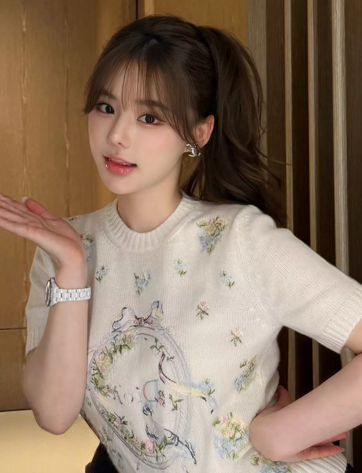 디올 화조 자수 캐시미어 반소매 상의 상세 이미지 54