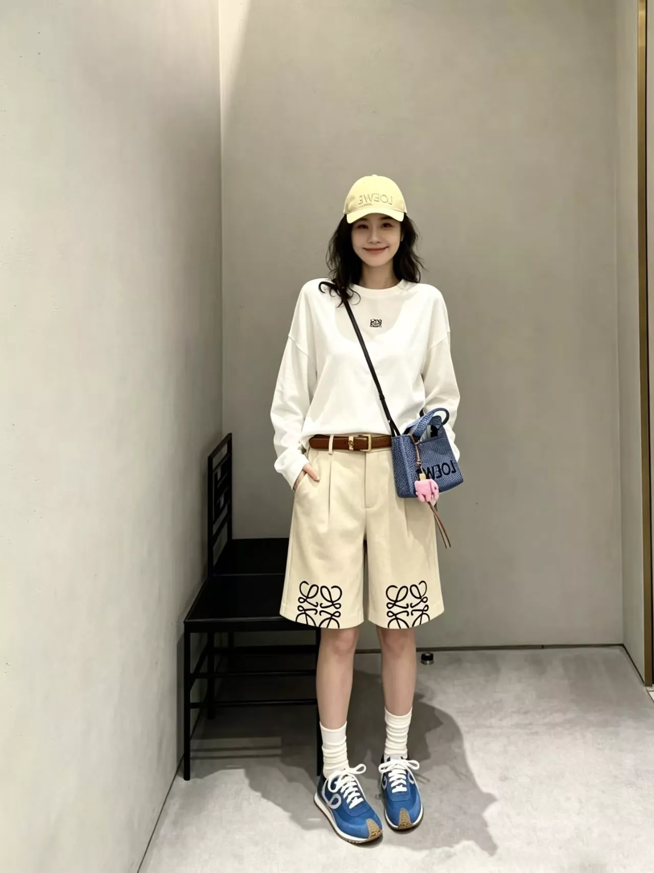 로에베 로고 프린트 버뮤다 쇼츠 상세 이미지 55