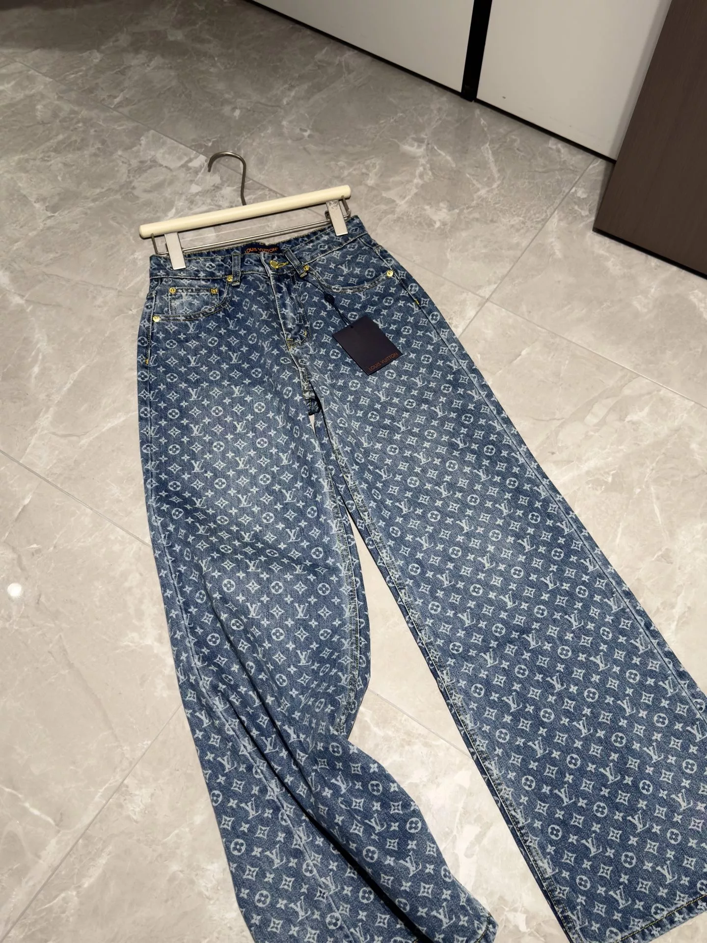 루이비통 모노그램 와이드 데님 팬츠 상세 이미지 12