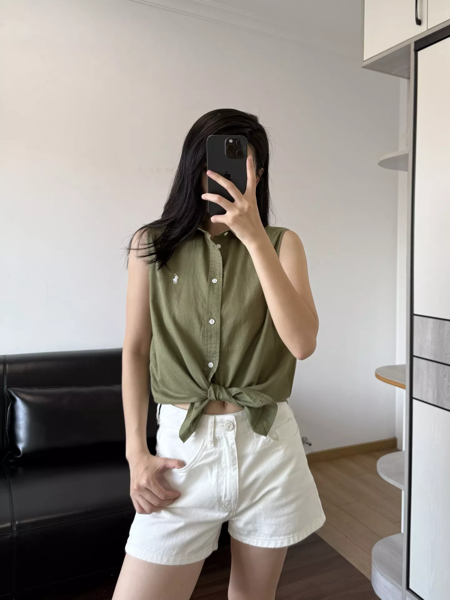 랄프로렌 로고 자수 린넨 민소매 상의 상세 이미지 39
