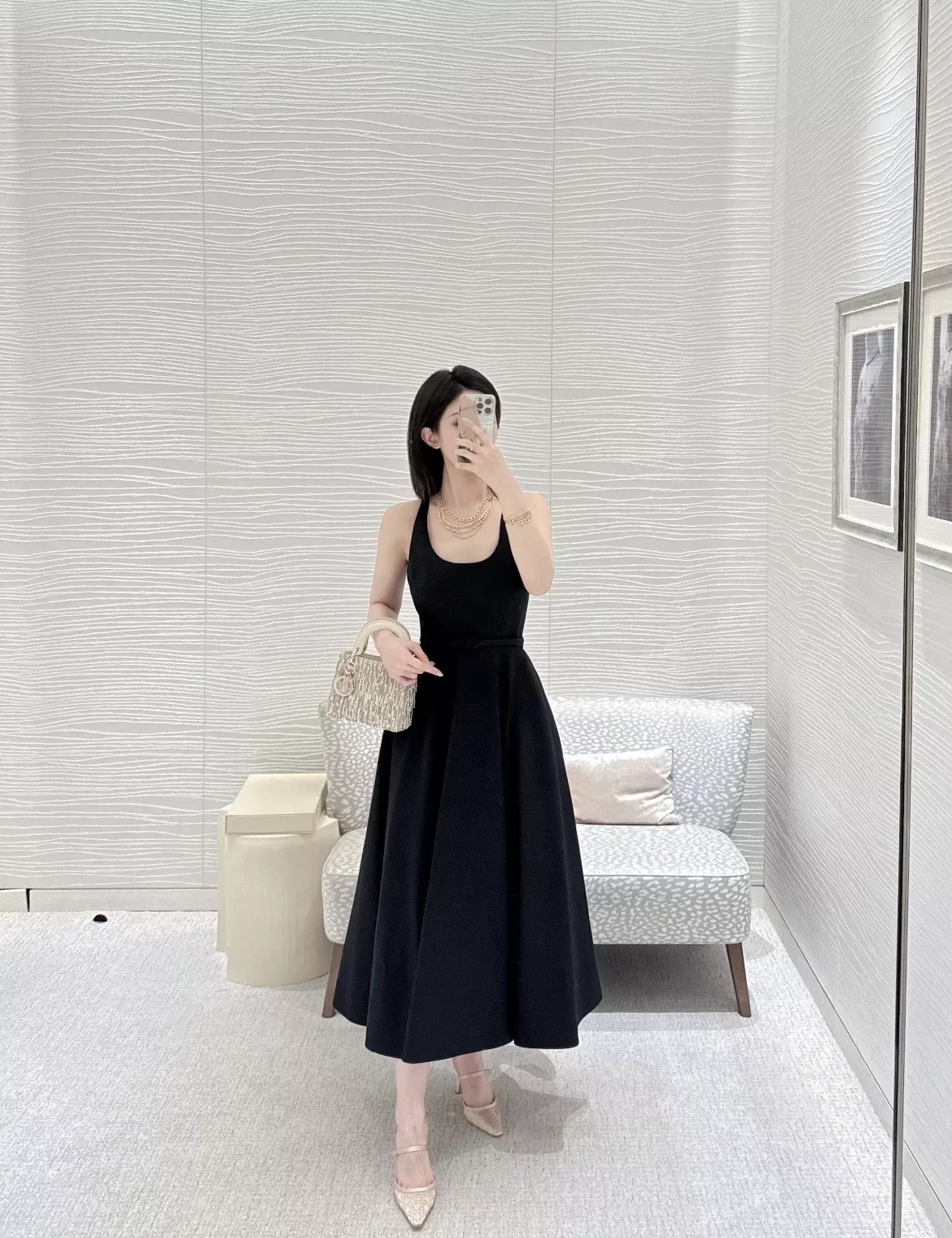 디올 U넥 벨트 슬리브리스 원피스 상세 이미지 50