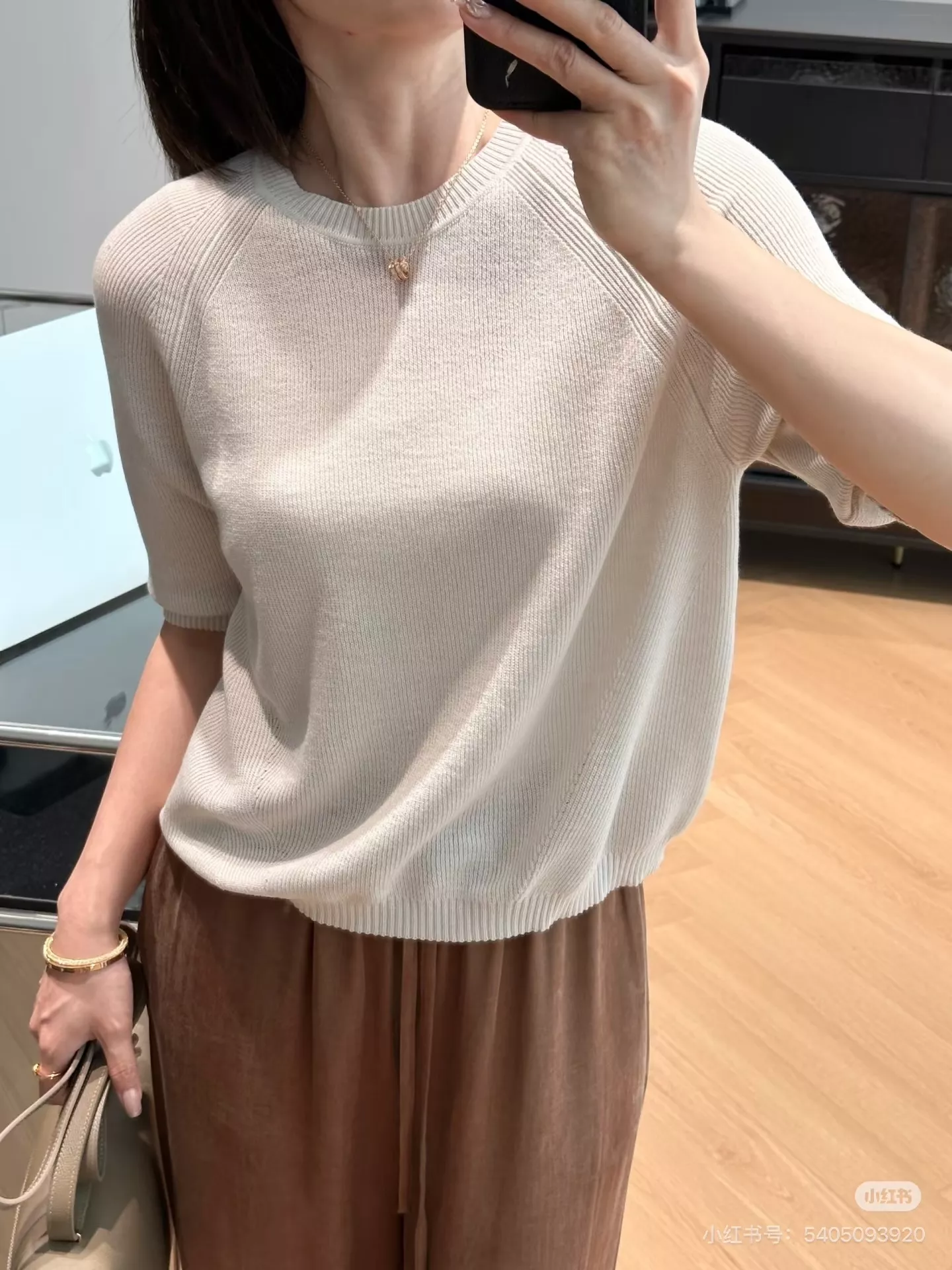 아이시클 실크 린넨 혼방 중소매 니트탑 상세 이미지 70