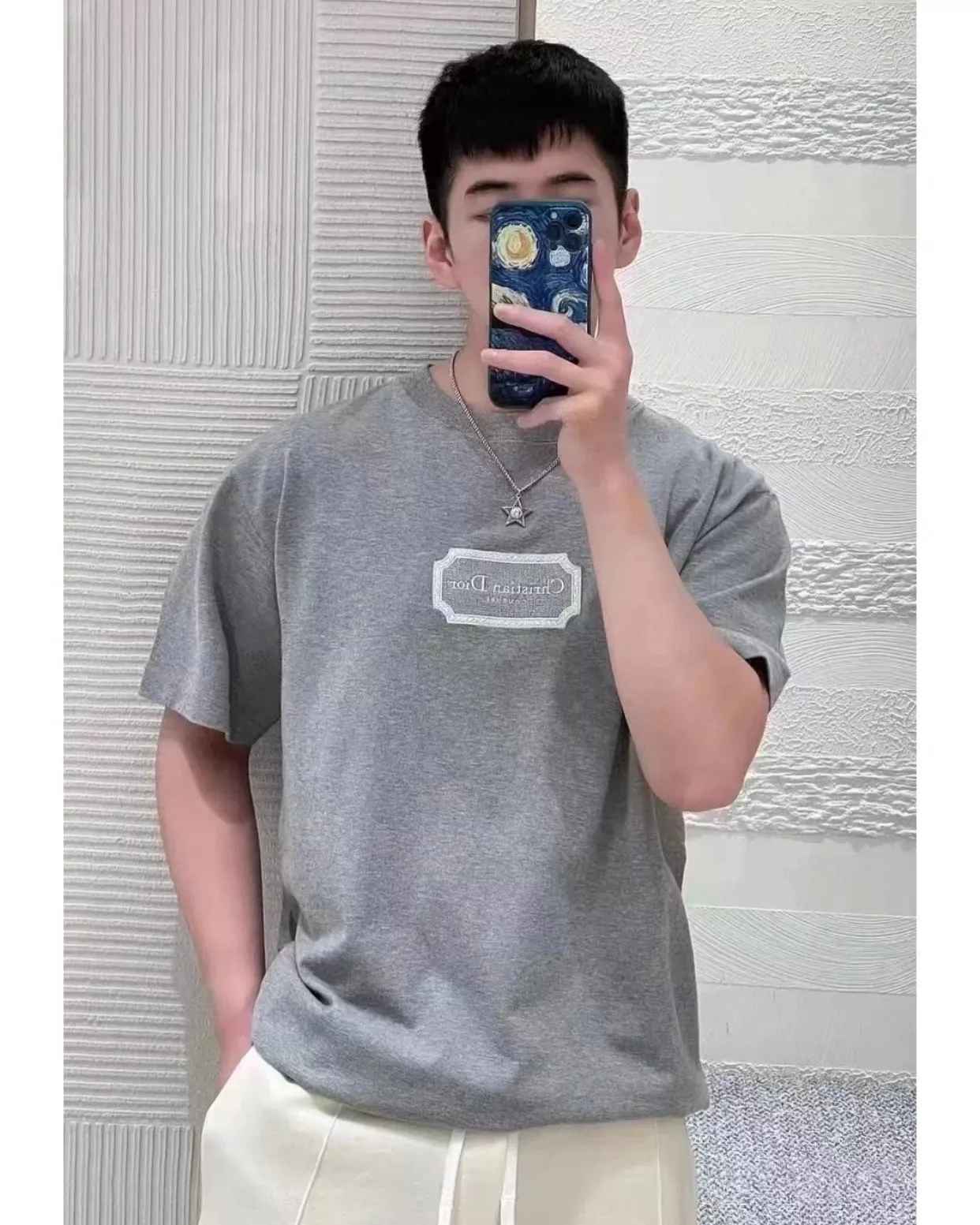 디올 자수 로고 루즈핏 코튼 반팔 티셔츠 상세 이미지 25