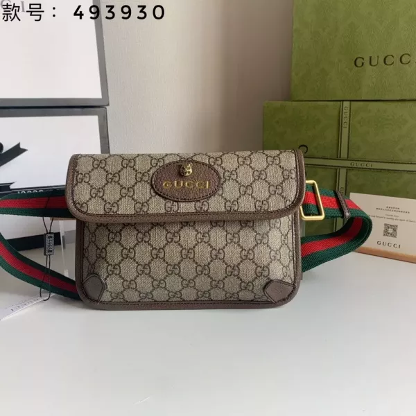 구찌 GG 타이거헤드 벨트백