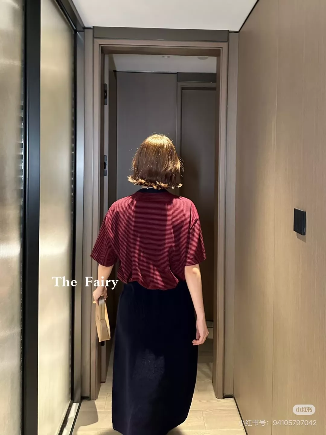 프라다 스트라이프 포인트 반소매 탑 상세 이미지 21