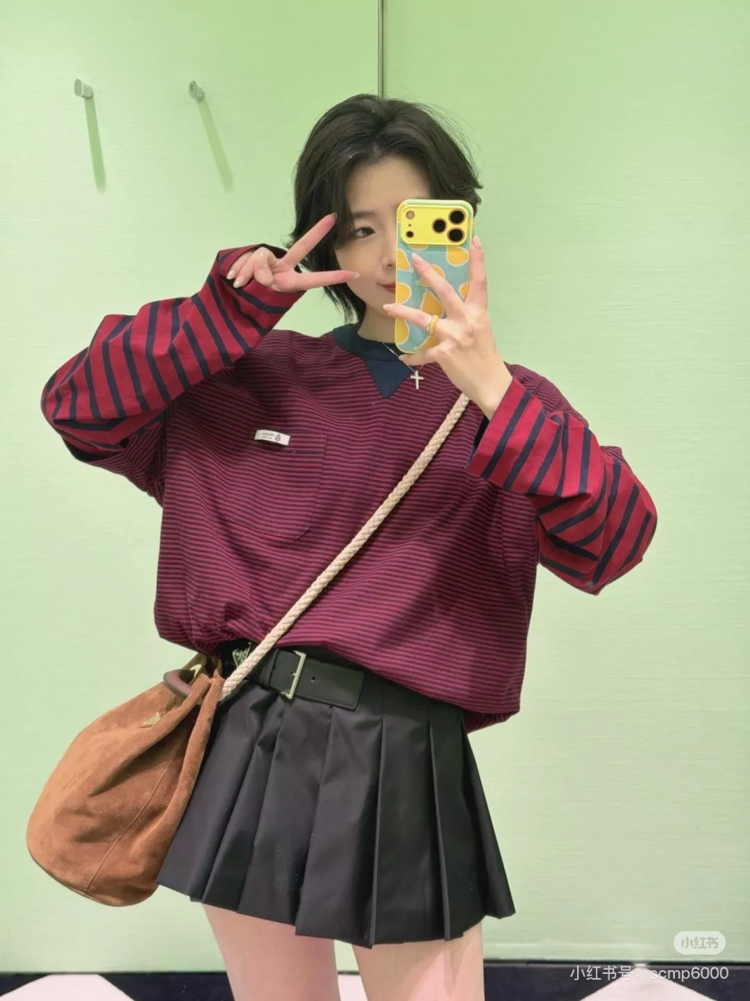 프라다 스트라이프 포인트 반소매 탑 상세 이미지 25