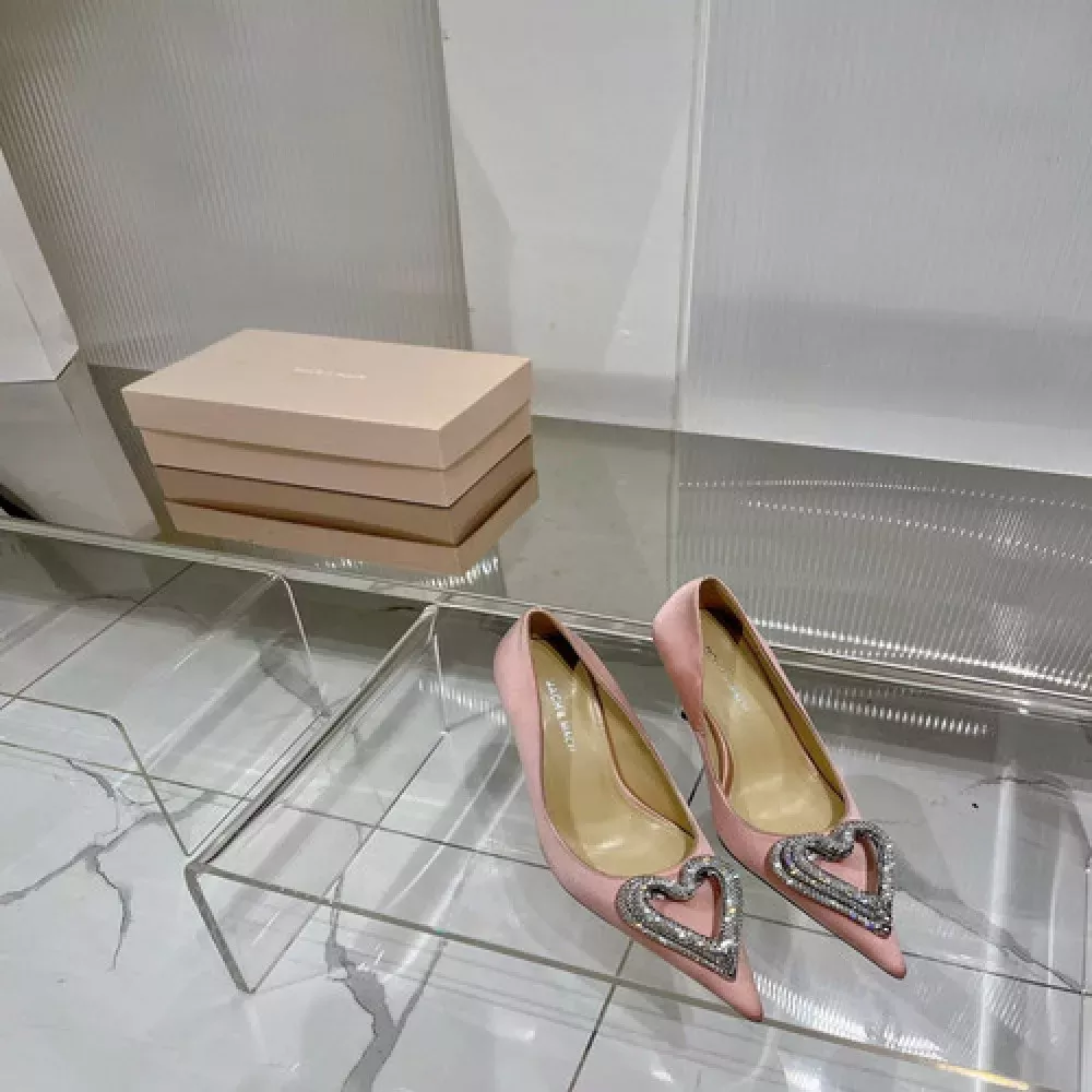 마크앤마크 하트 버클 장식 실크 하이힐